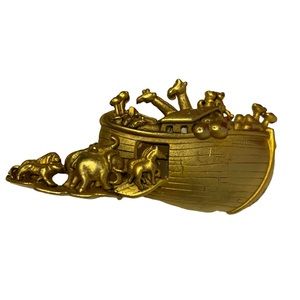 Vintage  Brooch Circa 80’s  AJC Pin or Brooch a Noah's Ark-UNISEX